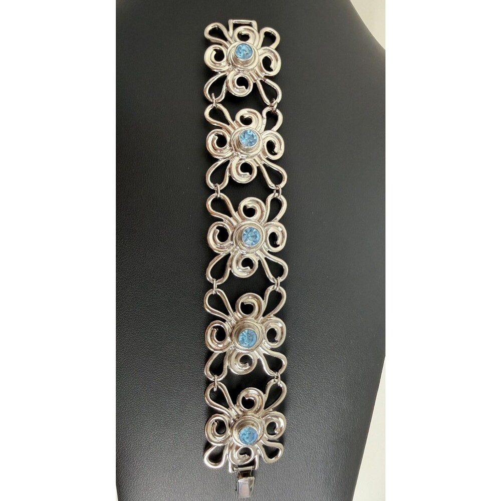 Vintage 1993 Avon Bold Flower Bracelet | Silver Tone Blue